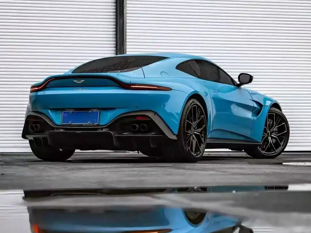 2022 V8 Vantage 4.0T V8 Coupe — миниатюра 2