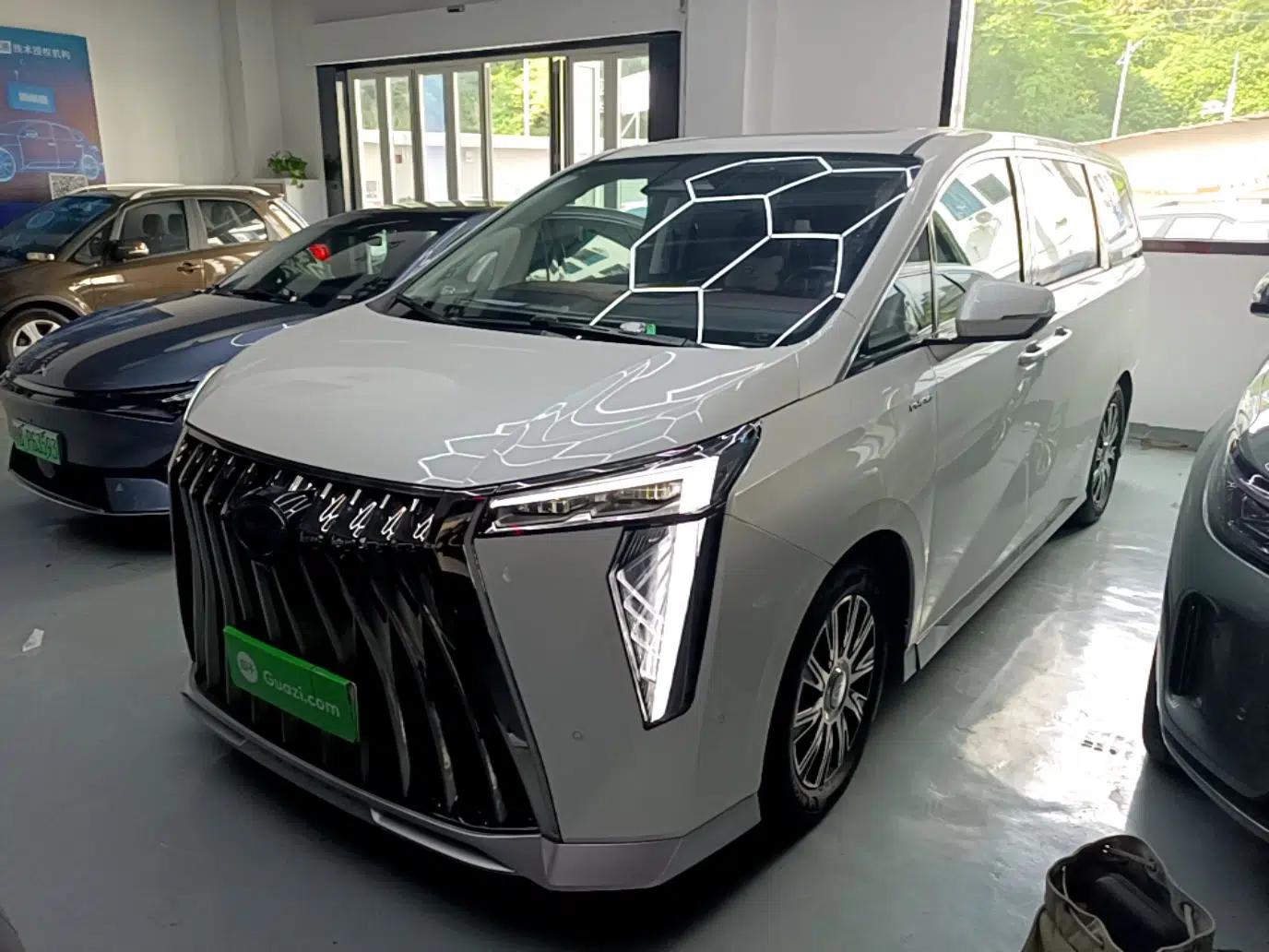 GAC Trumpchi E9 2023 E9 Master Model — миниатюра 1