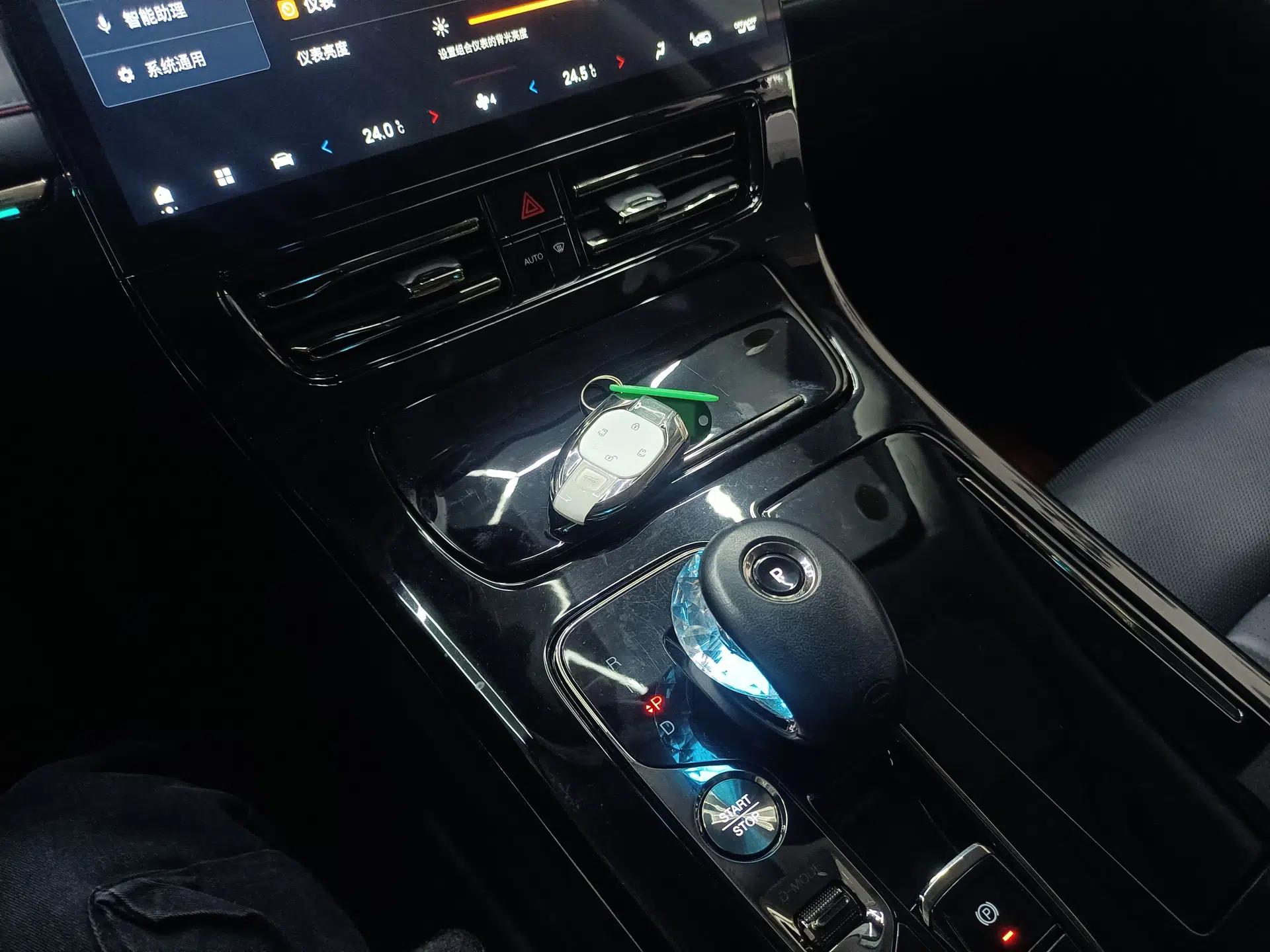 GAC Trumpchi E9 2023 E9 Master Model — миниатюра 28