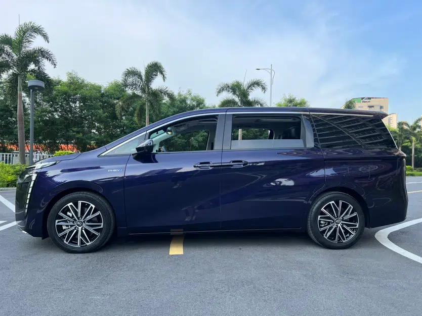 GAC Trumpchi E8 New Energy 2024 150km MAX — миниатюра 14