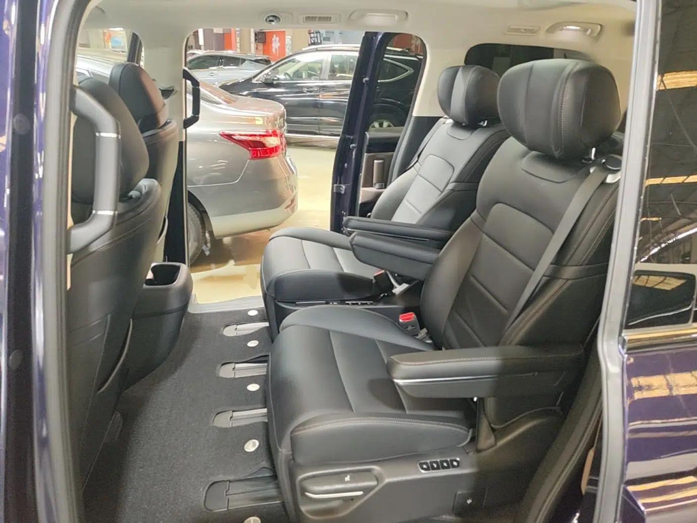 GAC Trumpchi E8 New Energy 2024 150km MAX — миниатюра 31