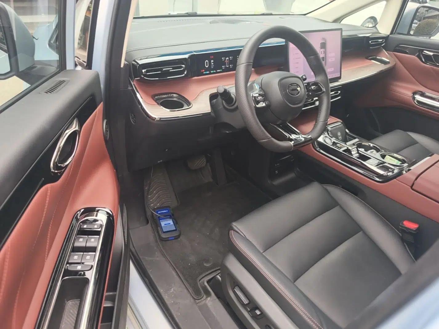 GAC Trumpchi E8 New Energy 2024 150km MAX+ — миниатюра 18