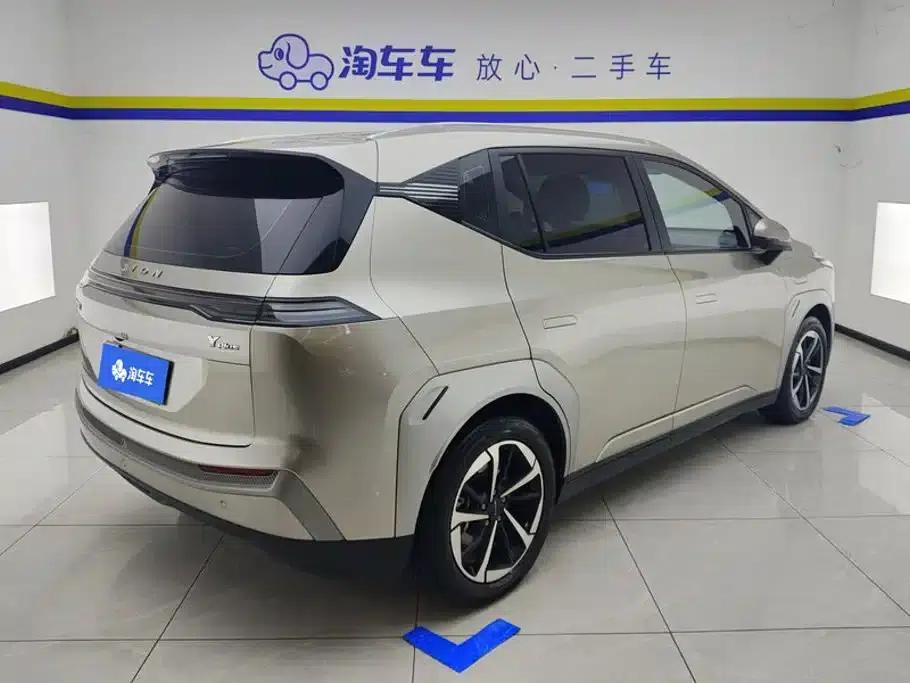 AION Y 2023 Plus 510 Smart Edition — миниатюра 3