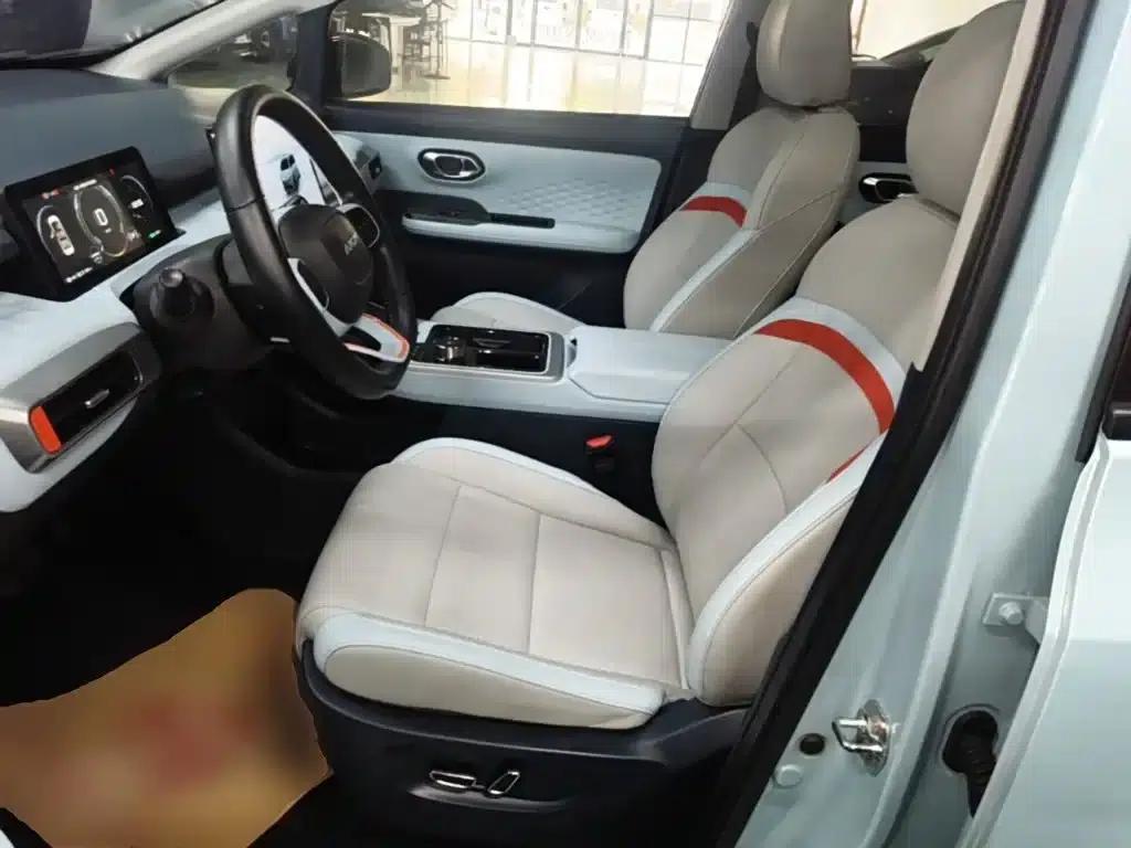 AION Y 2021 Model 70 Smart Vitality Edition — миниатюра 15