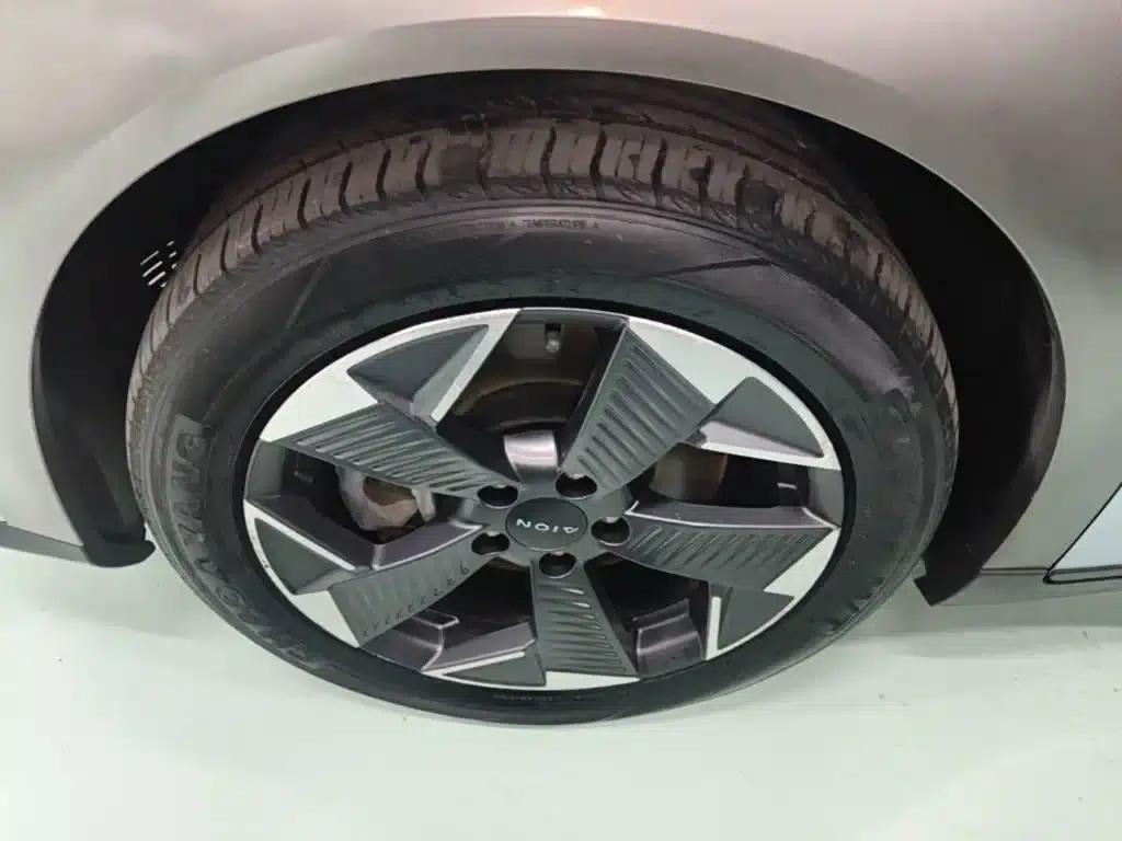 AION Y 2021 Model 70 Smart Vitality Edition — миниатюра 23