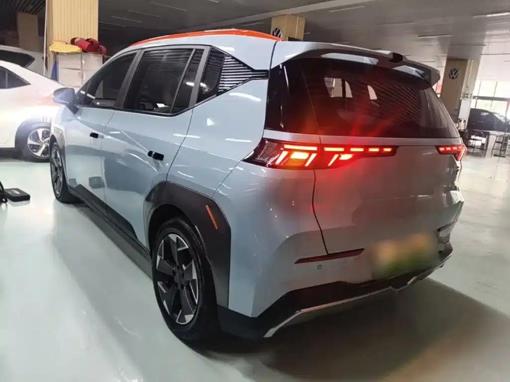 AION Y 2021 Model 70 Smart Vitality Edition — миниатюра 5