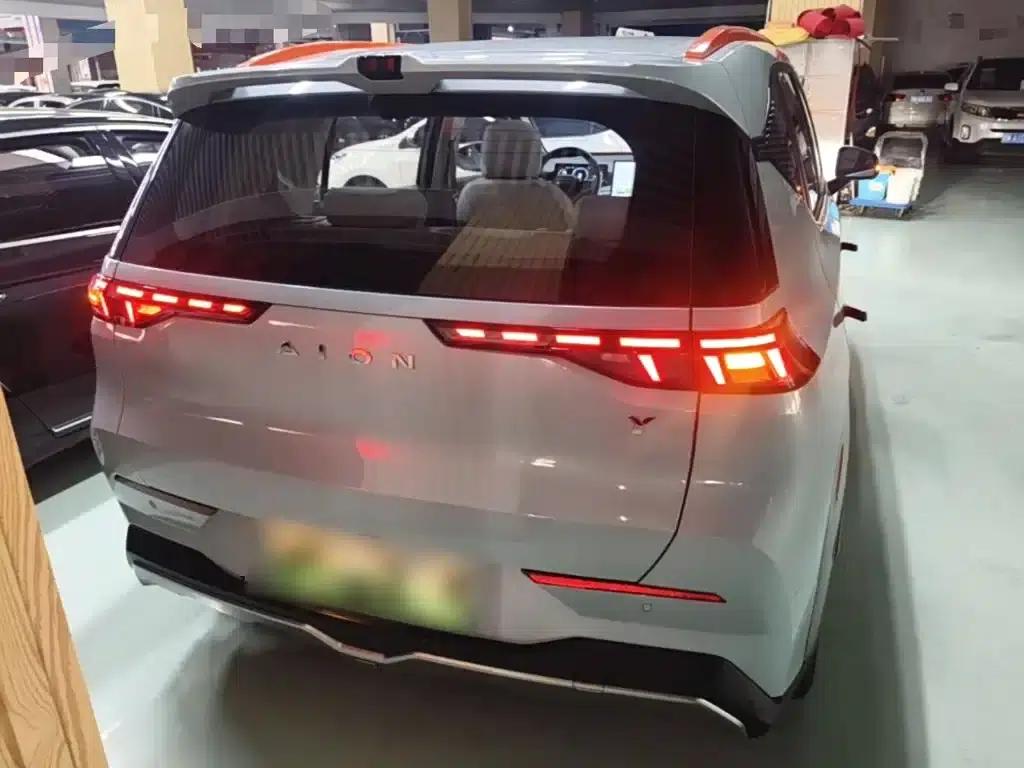 AION Y 2021 Model 70 Smart Vitality Edition — миниатюра 6