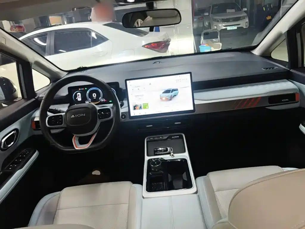 AION Y 2021 Model 70 Smart Vitality Edition — миниатюра 10