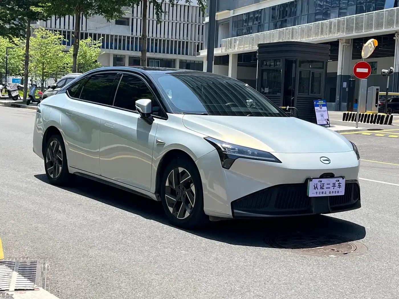AION S Plus 2021 Model 80km Extended Range — миниатюра 3