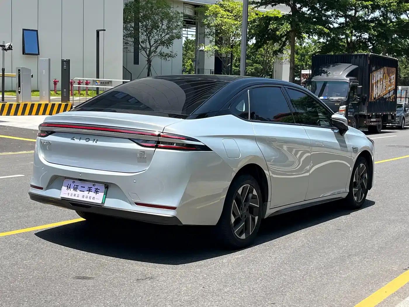 AION S Plus 2021 Model 80km Extended Range — миниатюра 6