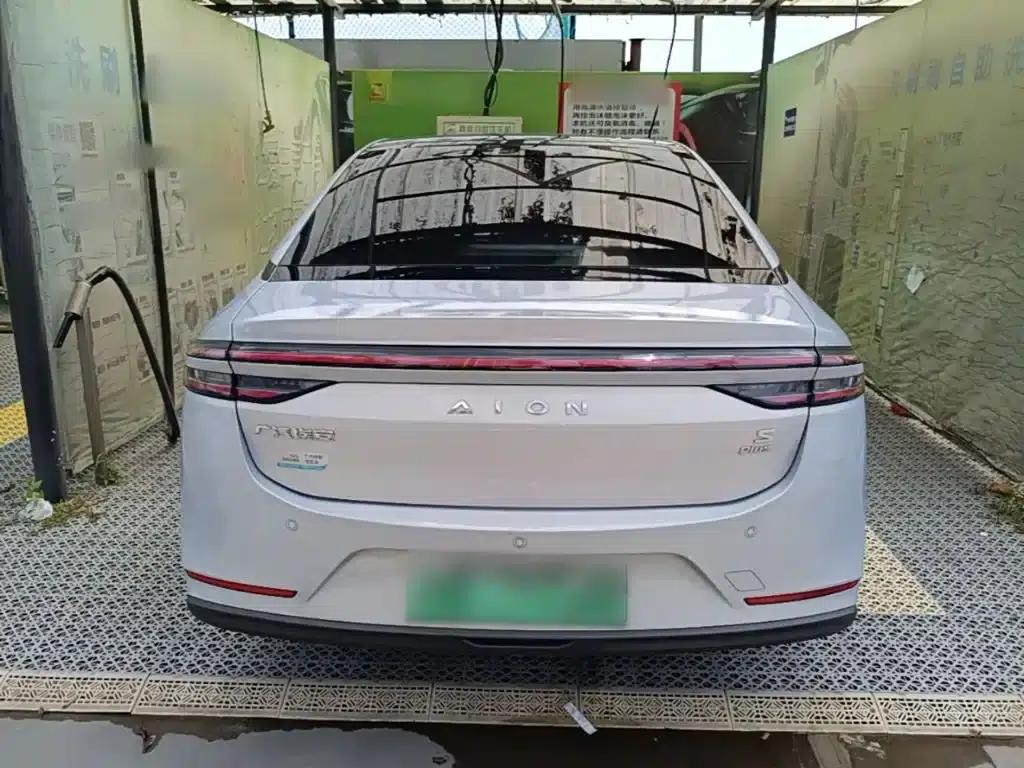 AION S Plus 2022 Model 70 Smart Edition — миниатюра 6