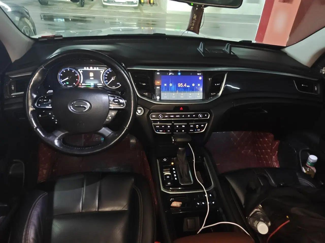 GAC Trumpchi GS7 2017 320T Two-Wheel-Drive Luxury Smart Connectivity Model — миниатюра 6
