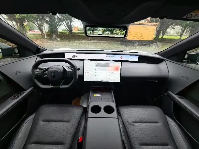 Avita 06 2025 Ultra All-Electric Edition — миниатюра 11