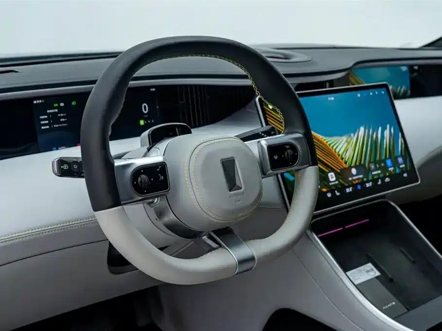 Avita 11 2023 HarmonyOS 90-degree Rear-Wheel Drive Version — миниатюра 18