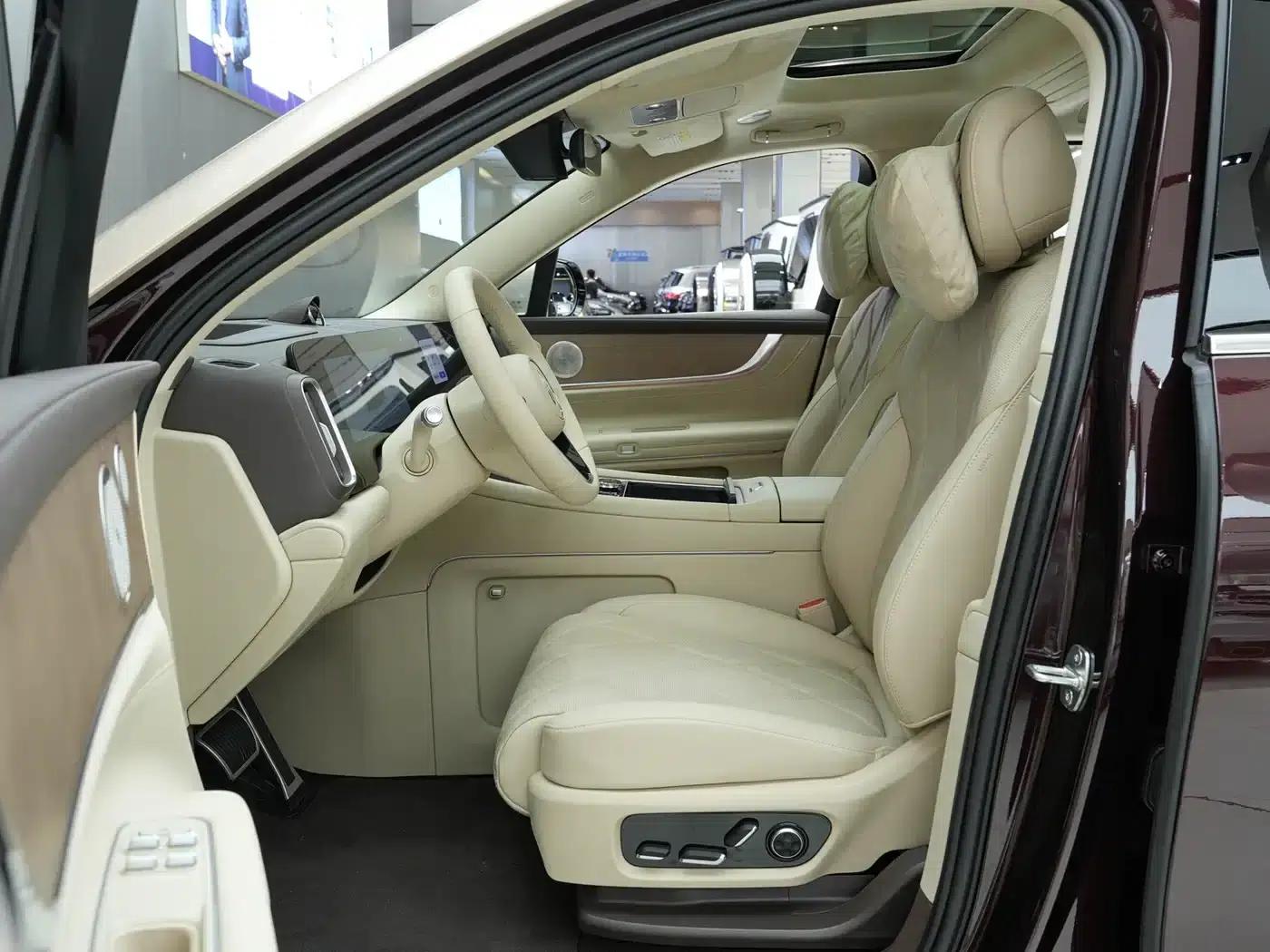 Wenjie M9 2025 Ultra Extended Range Edition 52kWh 6-Seat Version (192-line LiDAR) — миниатюра 10