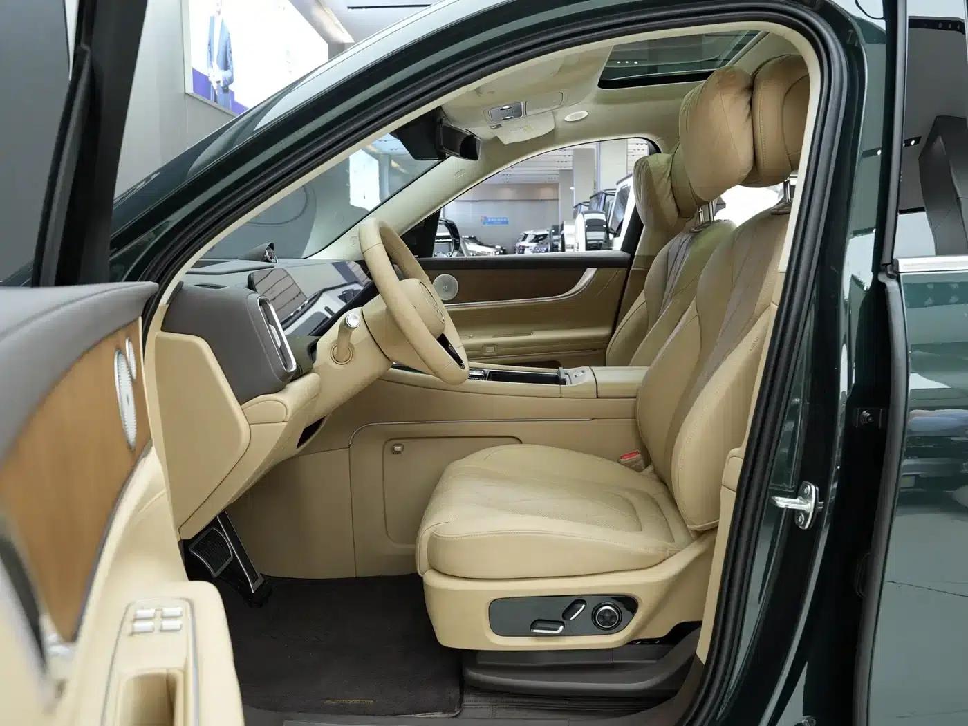 Wenjie M9 2024 Range Extended Ultra Edition 52kWh 5-Seater — миниатюра 11