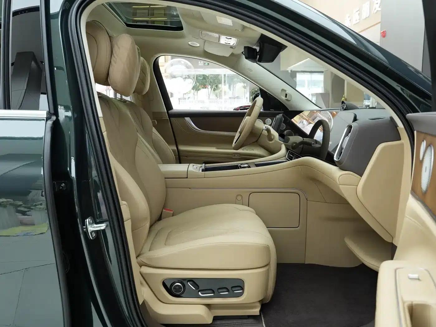 Wenjie M9 2024 Range Extended Ultra Edition 52kWh 5-Seater — миниатюра 12
