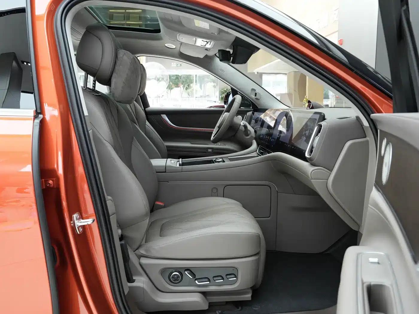 Wenjie M9 2024 Range Extended Ultra Edition 42kWh 6-Seater — миниатюра 12