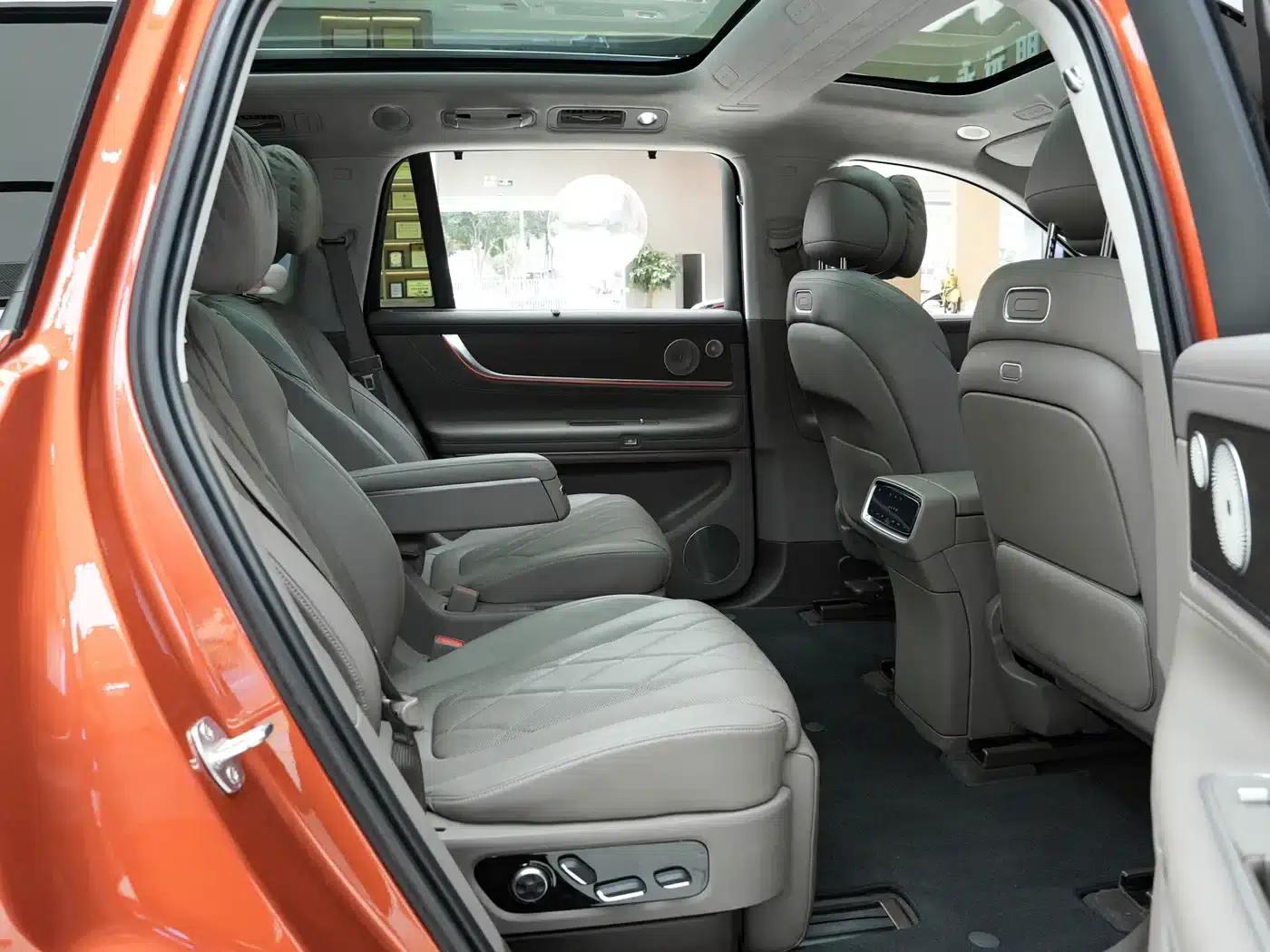 Wenjie M9 2024 Range Extended Ultra Edition 42kWh 6-Seater — миниатюра 13