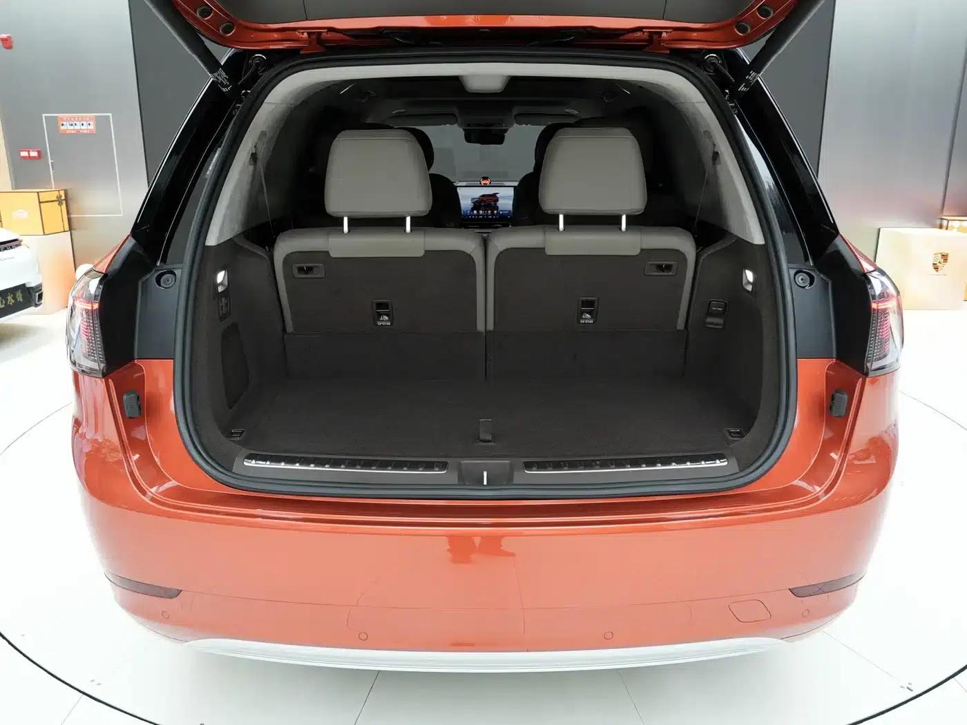 Wenjie M9 2024 Range Extended Ultra Edition 42kWh 6-Seater — миниатюра 25