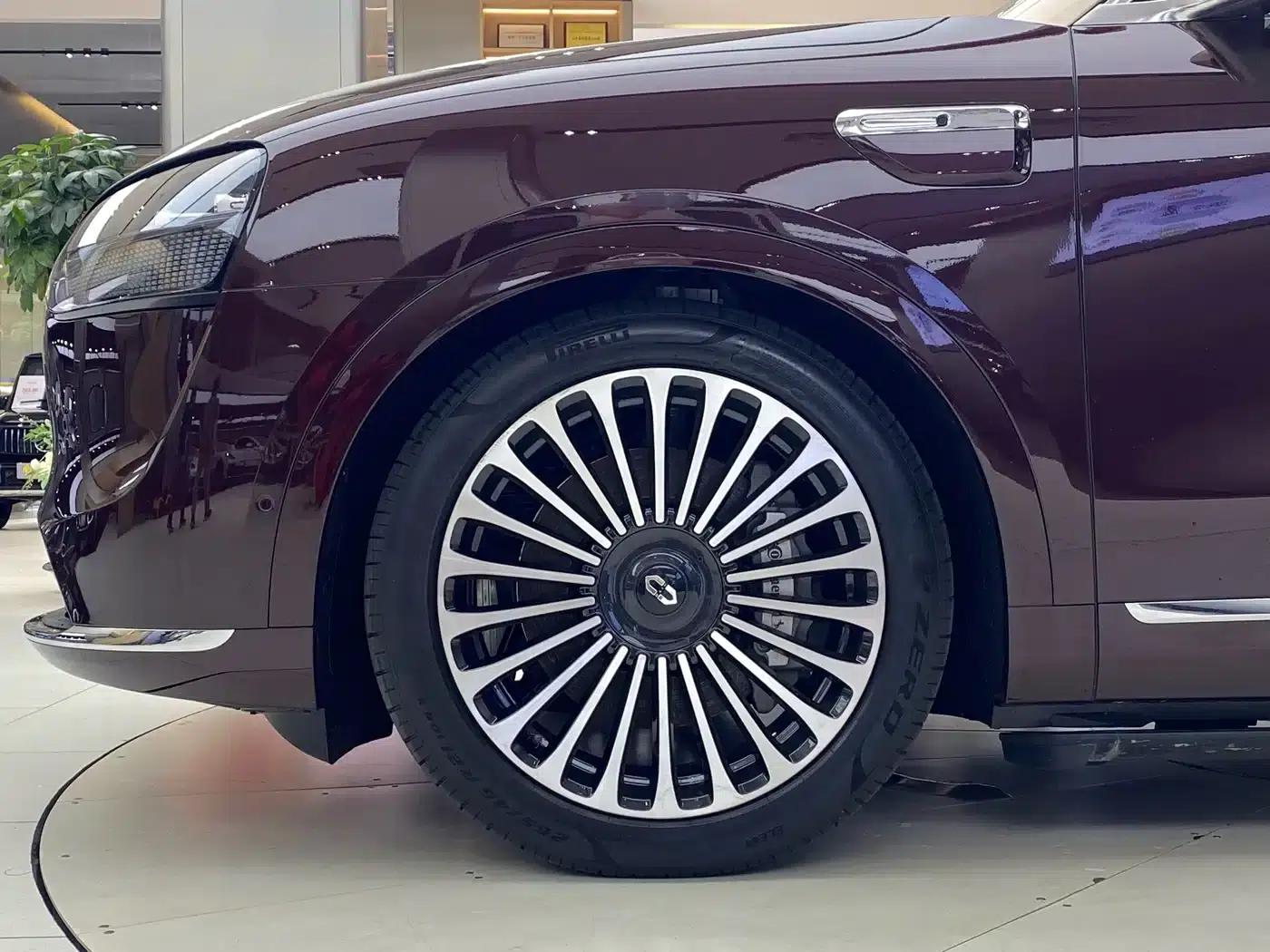 Wenjie M9 2025 Ultra Extended Range Edition (52kWh, 6-seater, 192-line LiDAR) — миниатюра 23