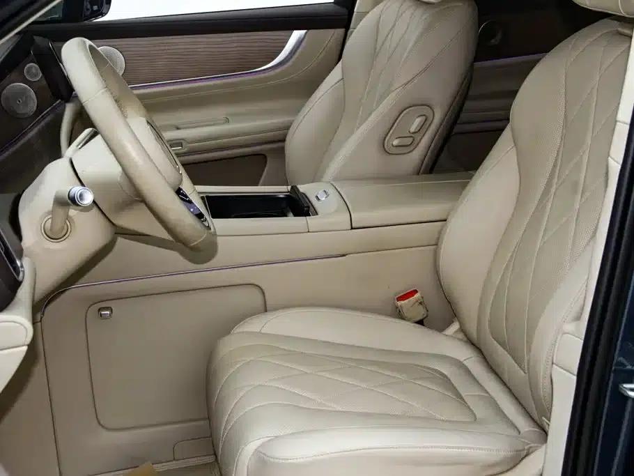 Wenjie M9 2024 Range Extended Ultra Edition 42kWh 6-Seater — миниатюра 17