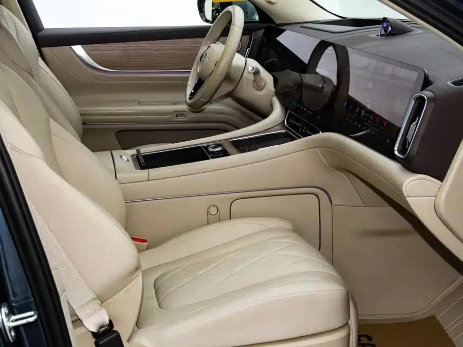 Wenjie M9 2024 Range Extended Ultra Edition 42kWh 6-Seater — миниатюра 18