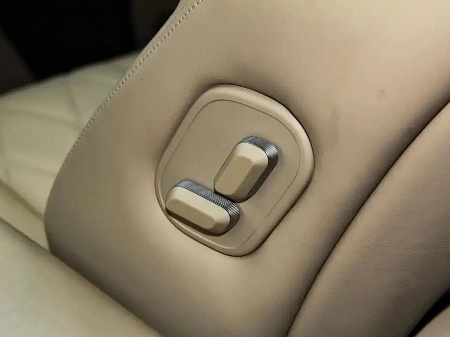 Wenjie M9 2024 Range Extended Ultra Edition 42kWh 6-Seater — миниатюра 30