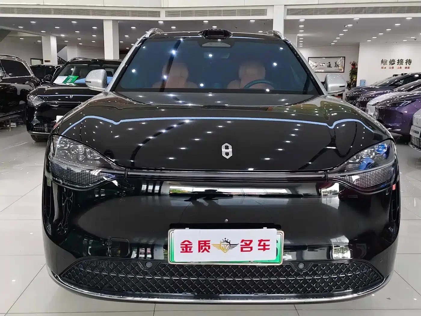 Wenjie M9 2024 Range Extended Max Edition 42kWh 6-Seater — миниатюра 2