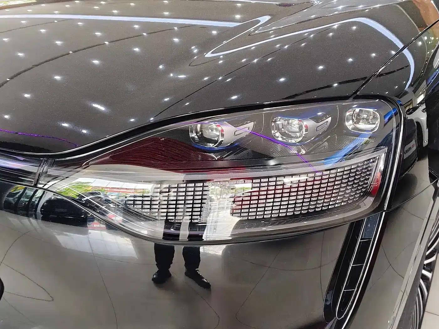 Wenjie M9 2024 Range Extended Max Edition 42kWh 6-Seater — миниатюра 12