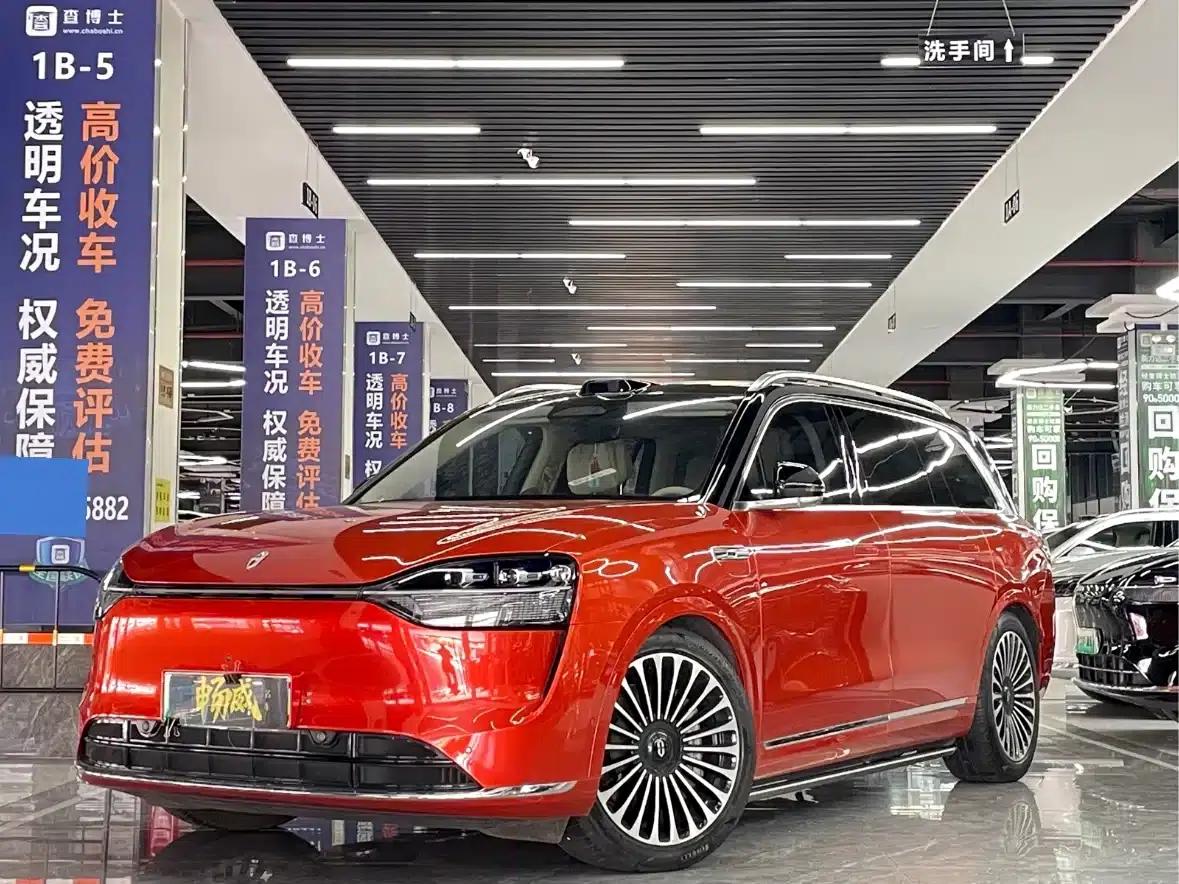 Wenjie M9 2024 Range Extended Ultra Edition 52kWh 6-Seater — миниатюра 1