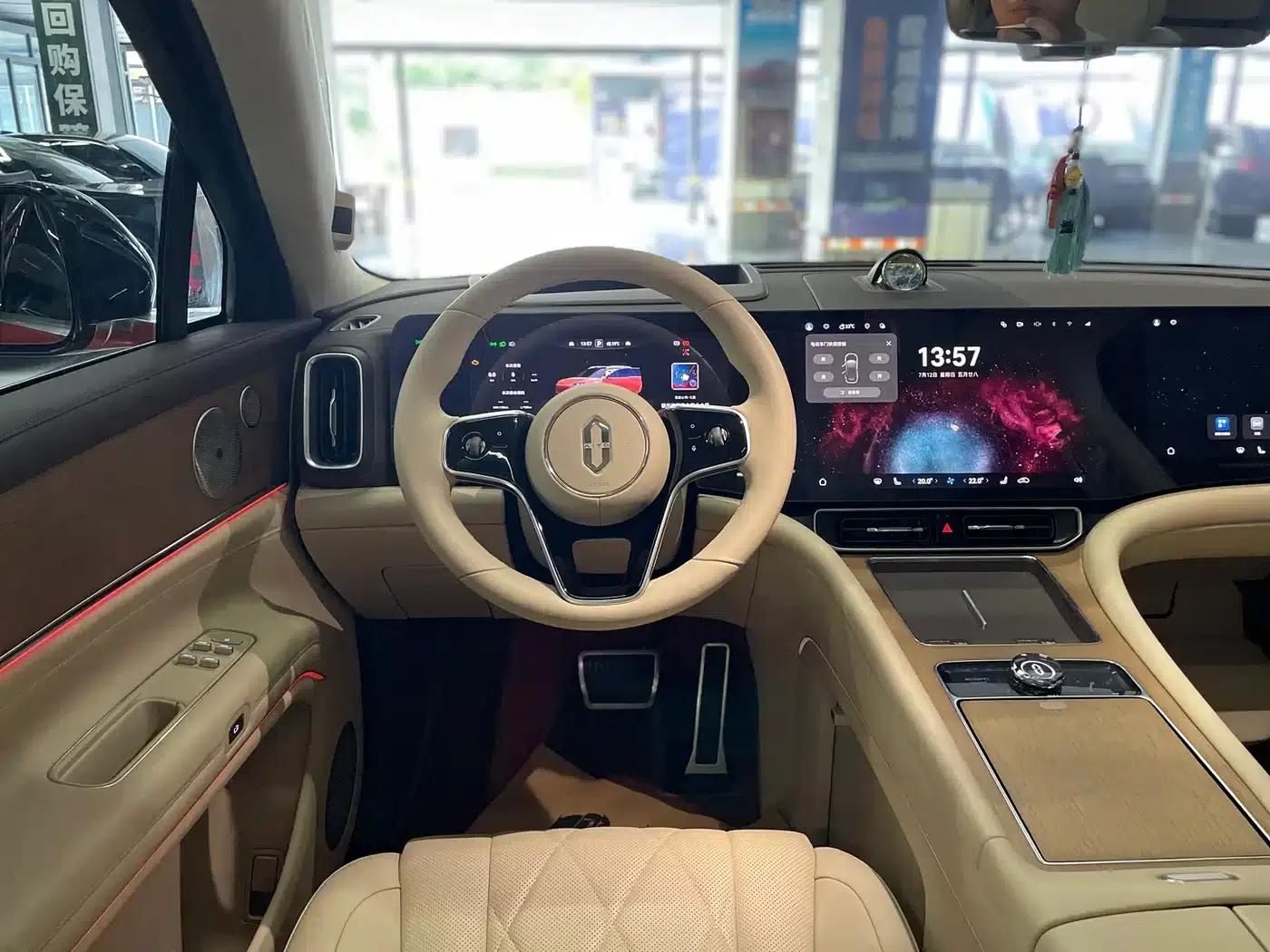 Wenjie M9 2024 Range Extended Ultra Edition 52kWh 6-Seater — миниатюра 11