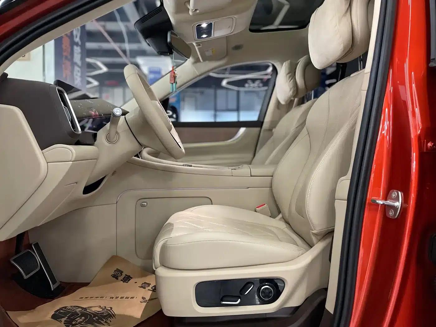 Wenjie M9 2024 Range Extended Ultra Edition 52kWh 6-Seater — миниатюра 9
