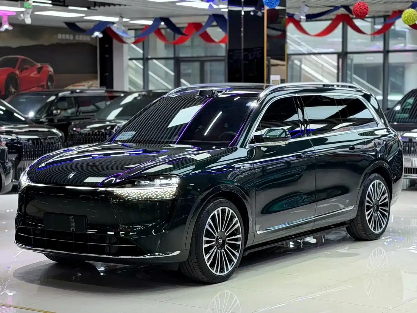 Wenjie M9 2024 Range Extended Ultra Edition 52kWh 6-Seater — миниатюра 1