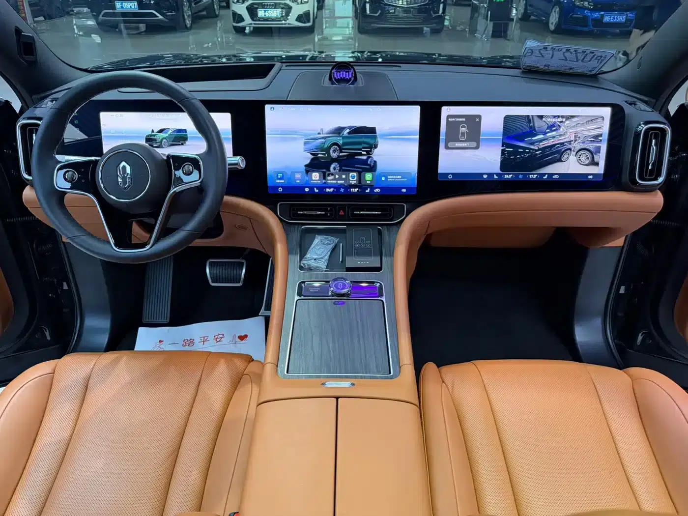 Wenjie M9 2024 Range Extended Ultra Edition 52kWh 6-Seater — миниатюра 5