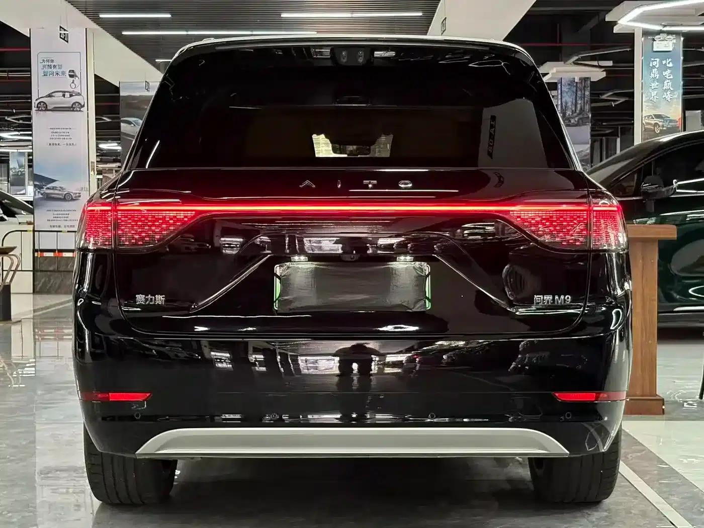 Wenjie M9 2025 Ultra Extended Range Edition 52kWh 6-Seat Version (192-line LiDAR) — миниатюра 5
