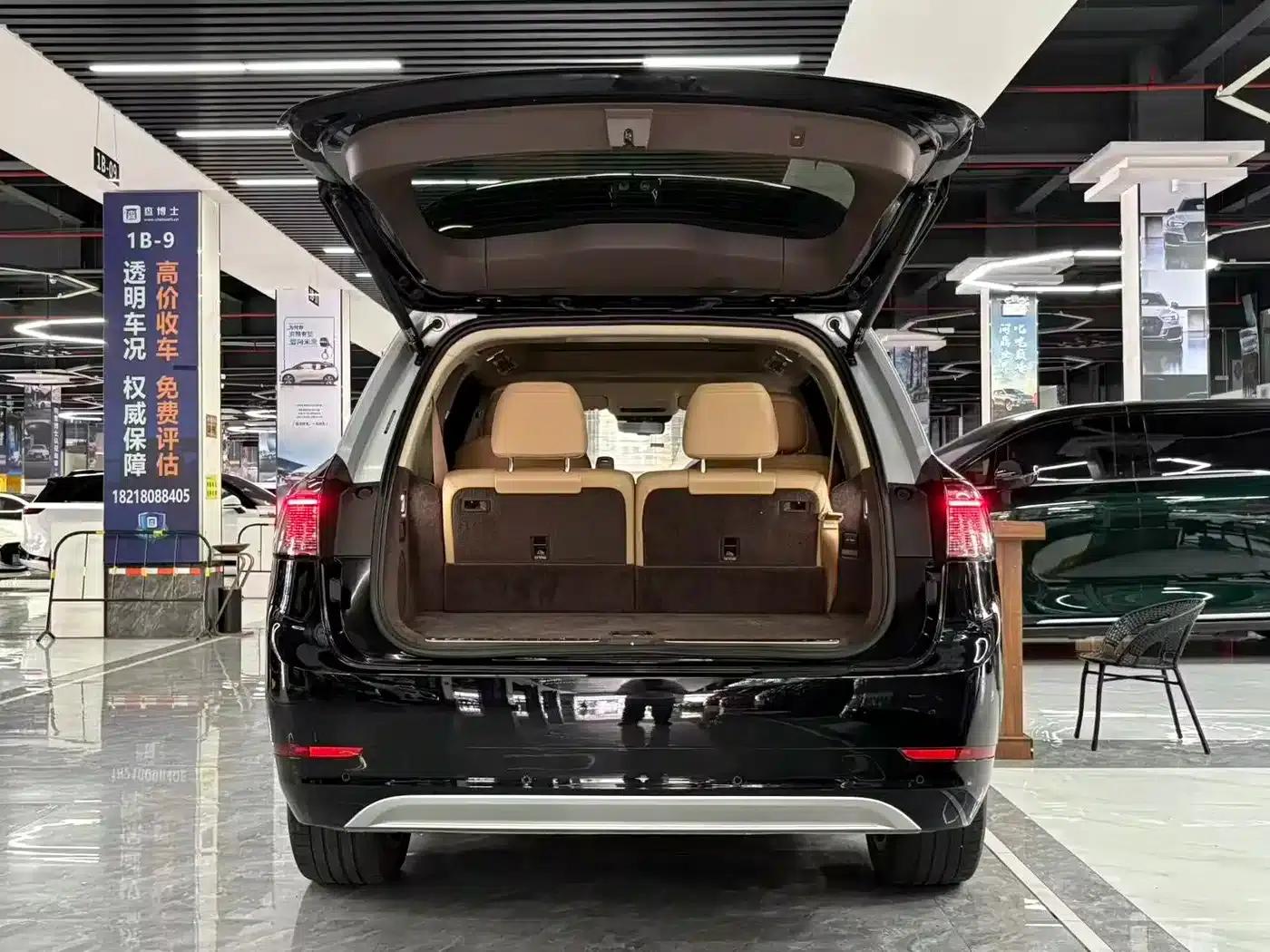Wenjie M9 2025 Ultra Extended Range Edition 52kWh 6-Seat Version (192-line LiDAR) — миниатюра 6