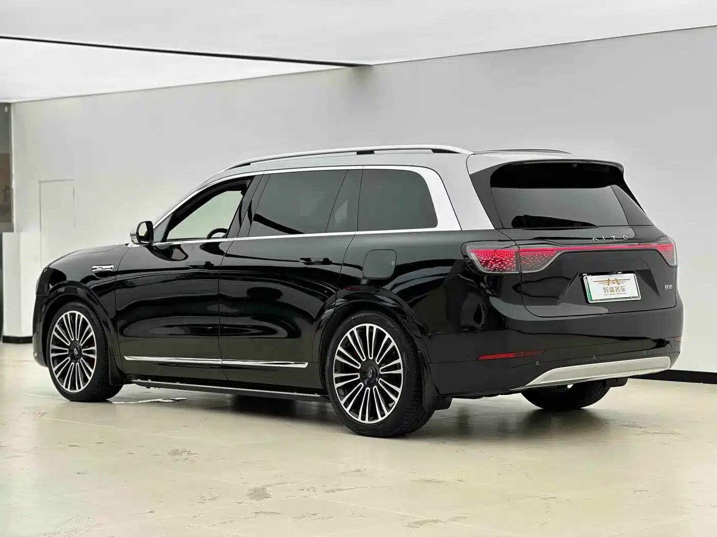 Wenjie M9 2024 Range Extended Max Edition 42kWh 6-Seater — миниатюра 3