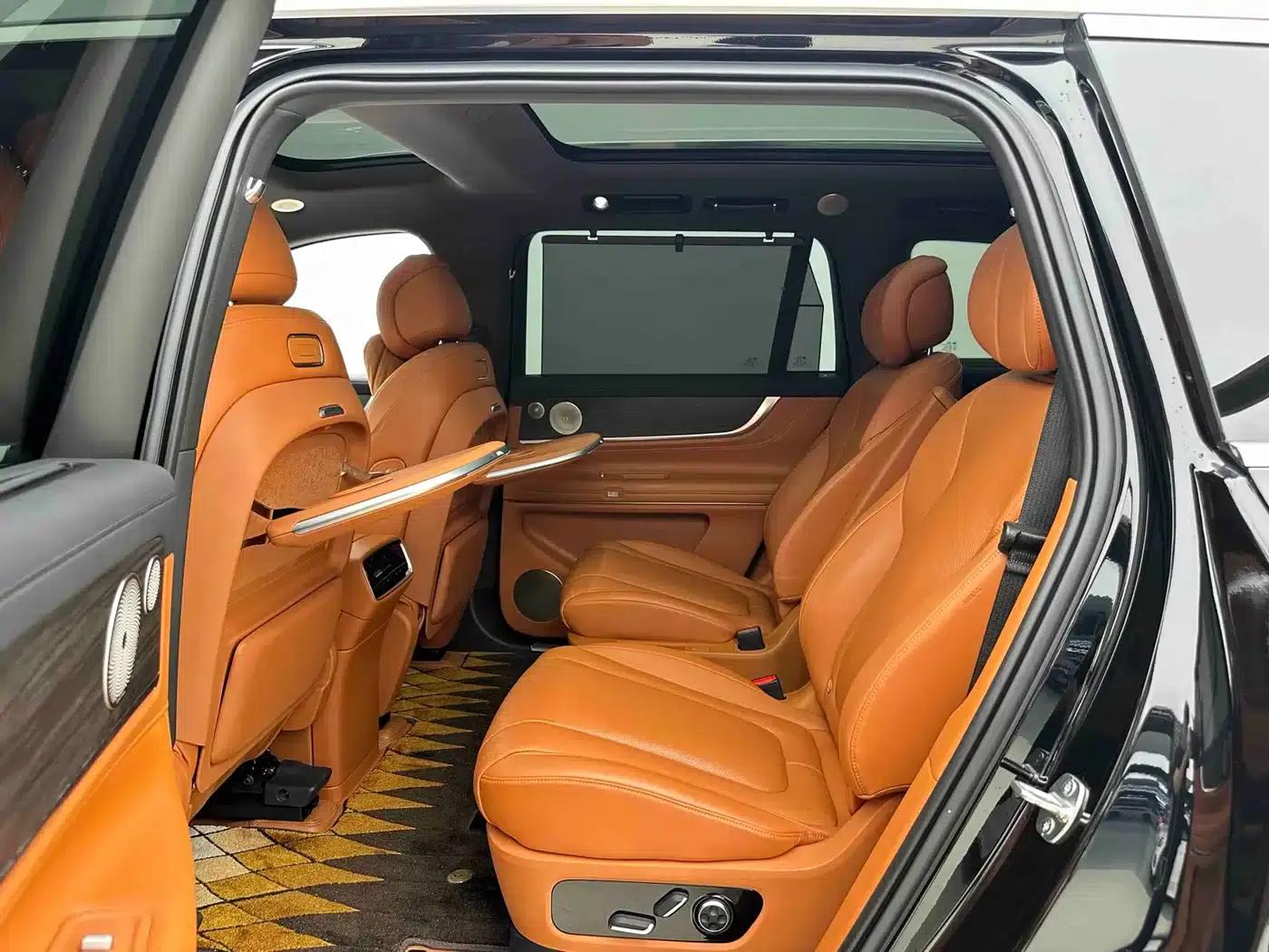 Wenjie M9 2024 Range Extended Max Edition 42kWh 6-Seater — миниатюра 6
