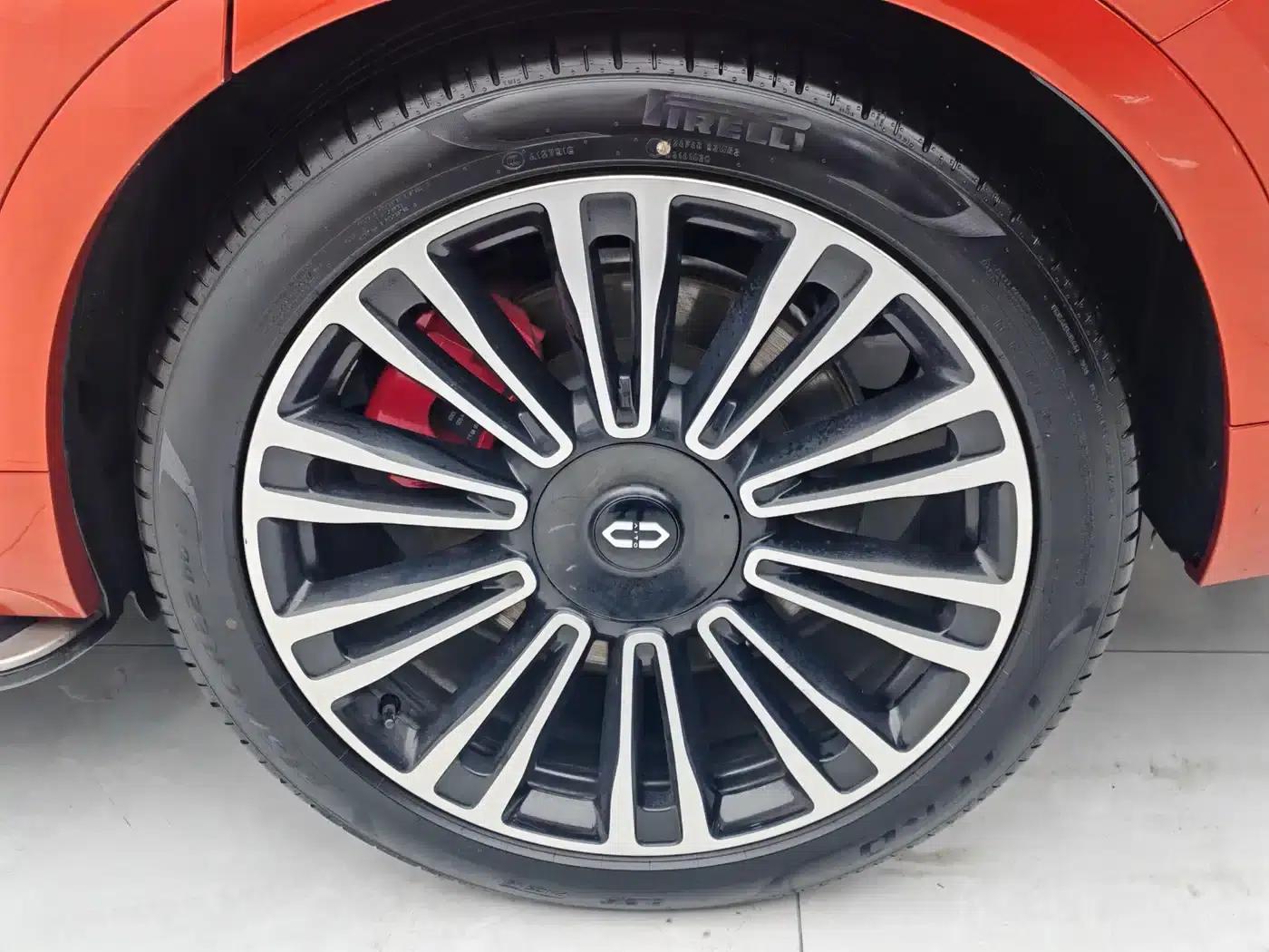 Wenjie M9 2024 Range Extended Ultra Edition 42kWh 6-Seater — миниатюра 8