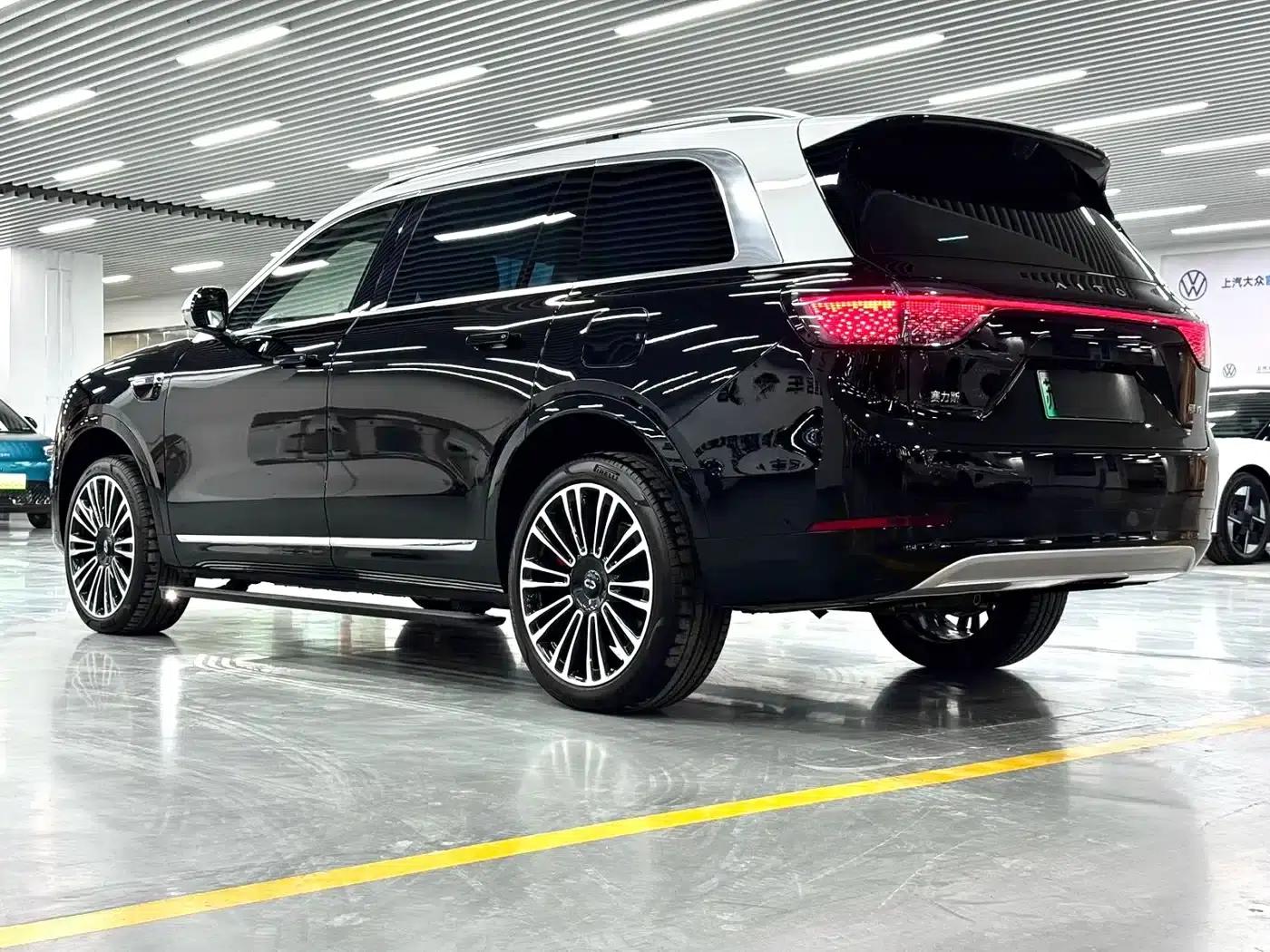 Wenjie M9 2025 Ultra Extended Range Edition 52kWh 4-Seat Version (192-line LiDAR) — миниатюра 5