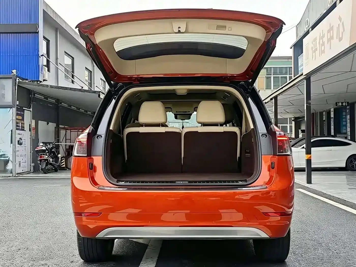 Wenjie M9 2024 Range Extended Ultra Edition 42kWh 6-Seater — миниатюра 12