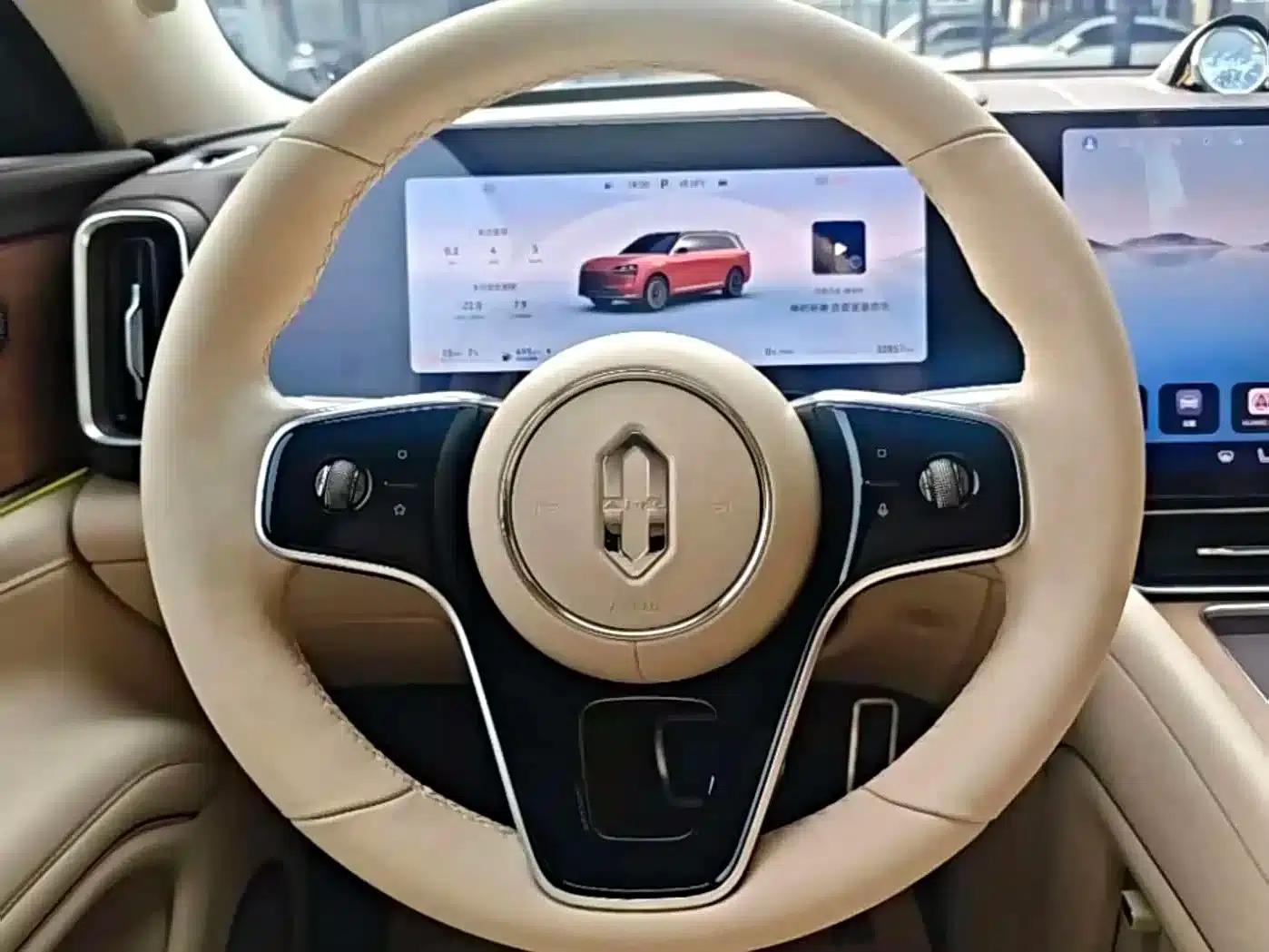 Wenjie M9 2024 Range Extended Ultra Edition 42kWh 6-Seater — миниатюра 9