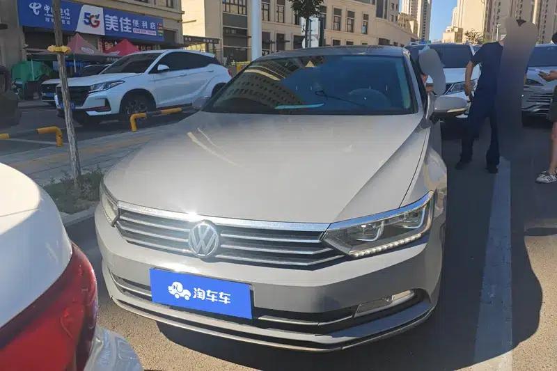 2018 Volkswagen Magotan Facelift 330TSI DSG Luxury Model — миниатюра 2