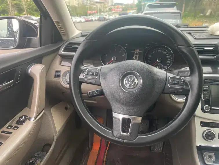 2012 Volkswagen Passat 1.8TSI Comfort — миниатюра 13