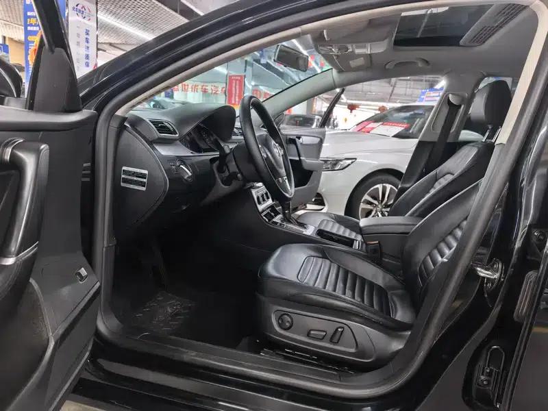 2015 Volkswagen Passat 1.8TSI Leading Edition — миниатюра 9
