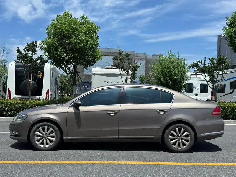 2012 Volkswagen Passat 1.8TSI Luxury — миниатюра 4
