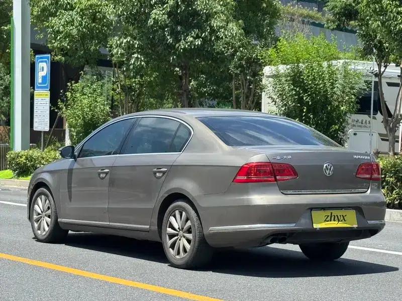 2012 Volkswagen Passat 1.8TSI Luxury — миниатюра 5