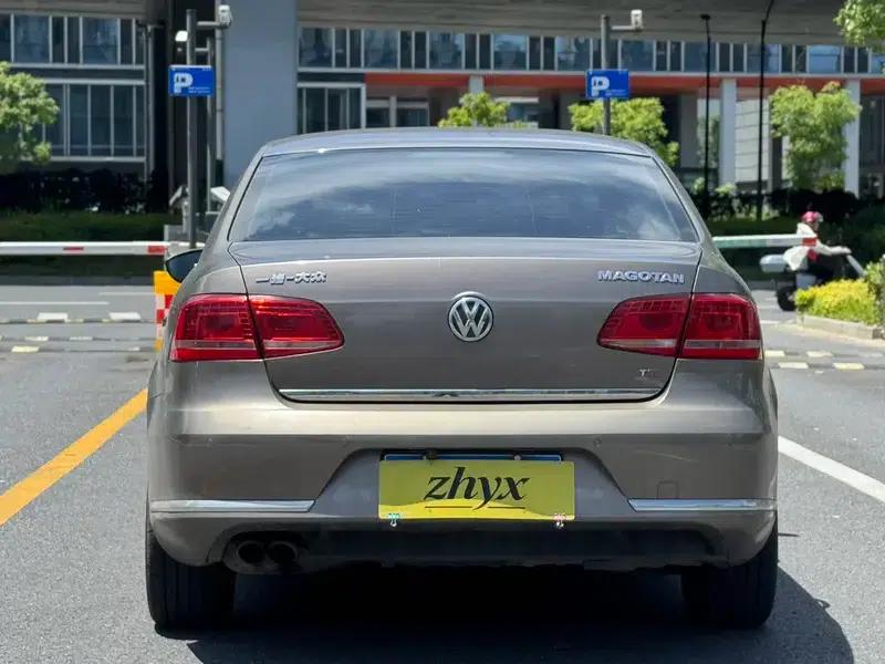 2012 Volkswagen Passat 1.8TSI Luxury — миниатюра 6