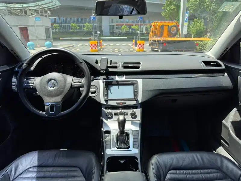 2012 Volkswagen Passat 1.8TSI Luxury — миниатюра 8